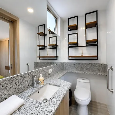 Apartamento Con Ubicación Privilegiada En Cabrero